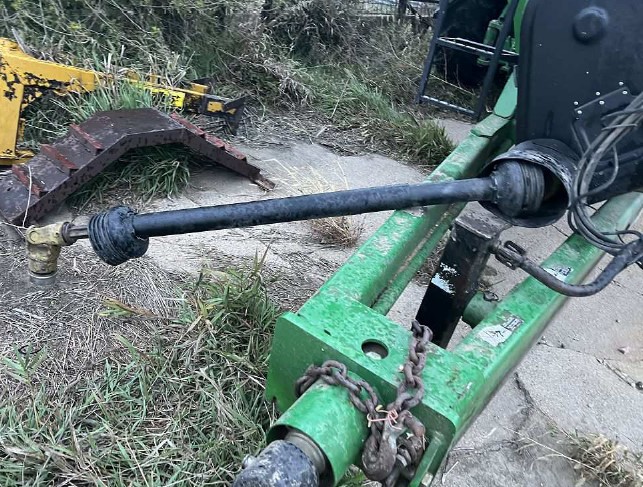 2013 Unverferth 1110 Grain Cart - Image 9