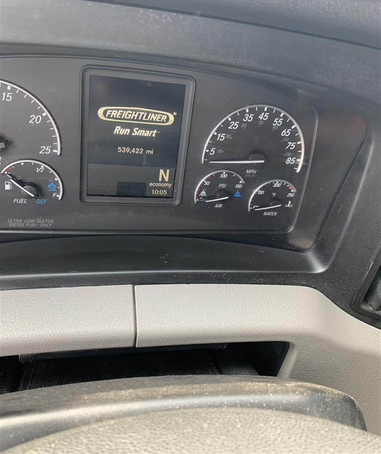 2020 Freightliner Cascadia - Image 35