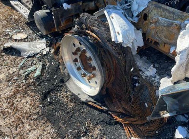 2008 Mack GU Dump Truck - Image 5