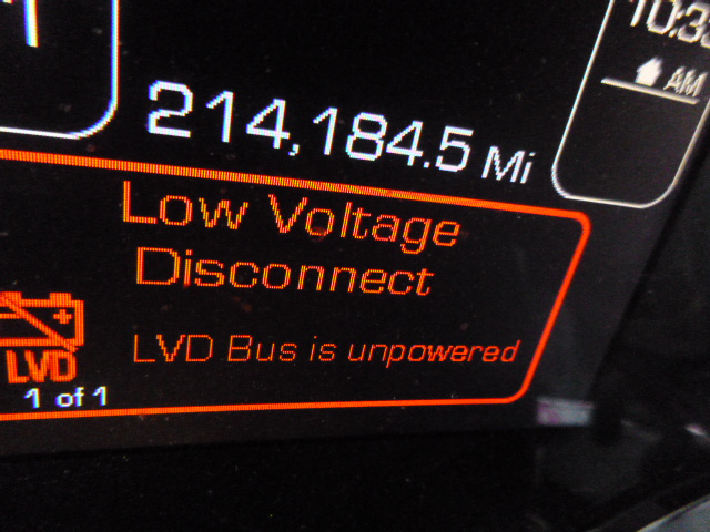 2018 Kenworth T800 Dump Truck - Image 2