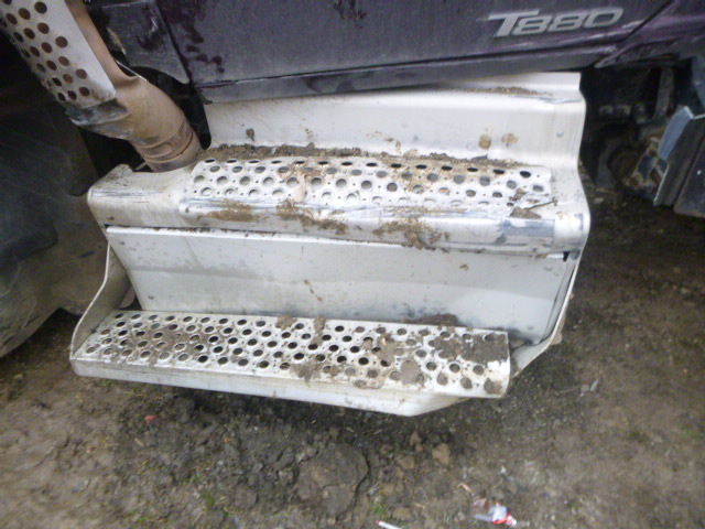 2018 Kenworth T800 Dump Truck - Image 20