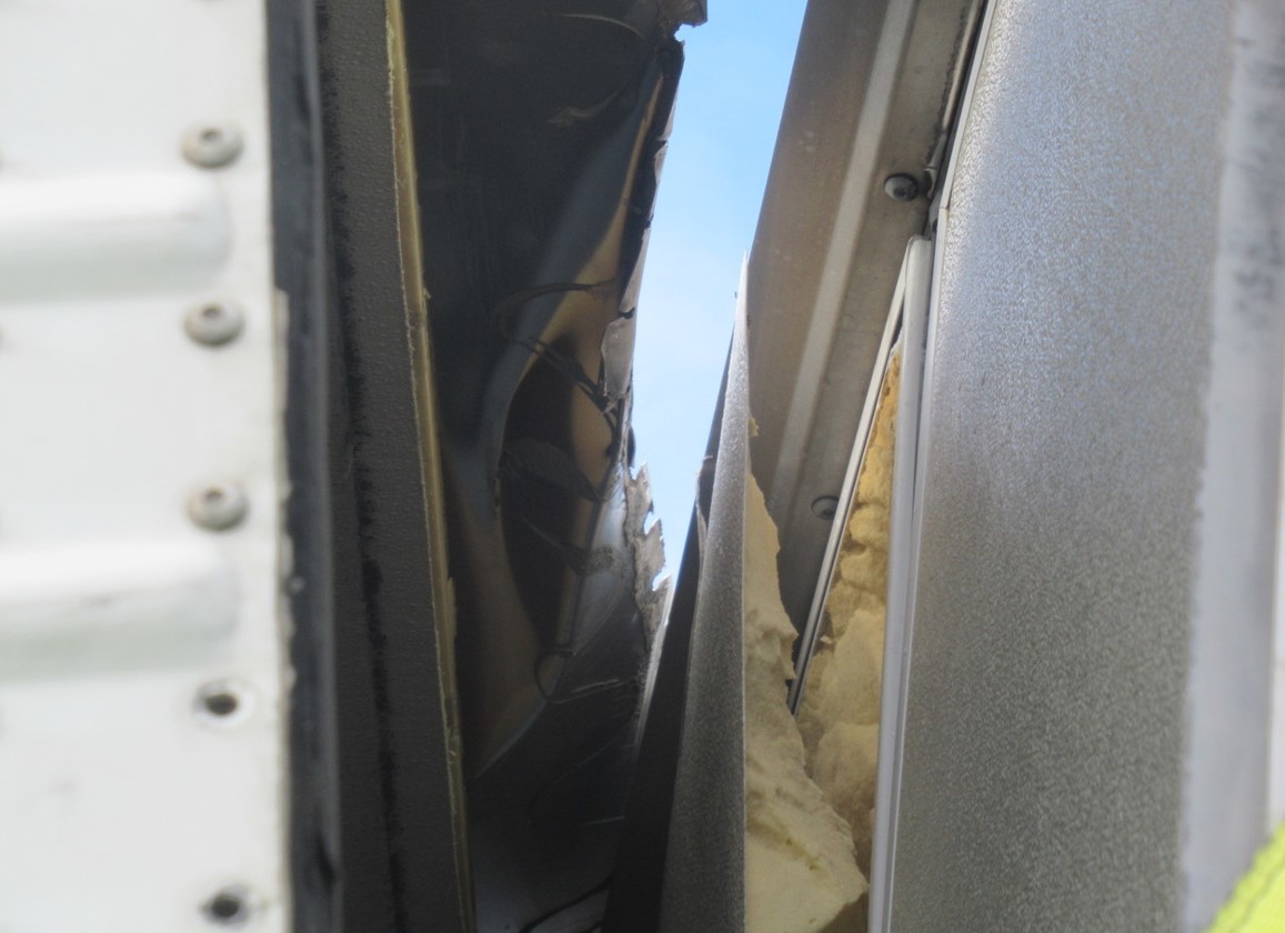 2015 Great Dane Trailer - Image 13