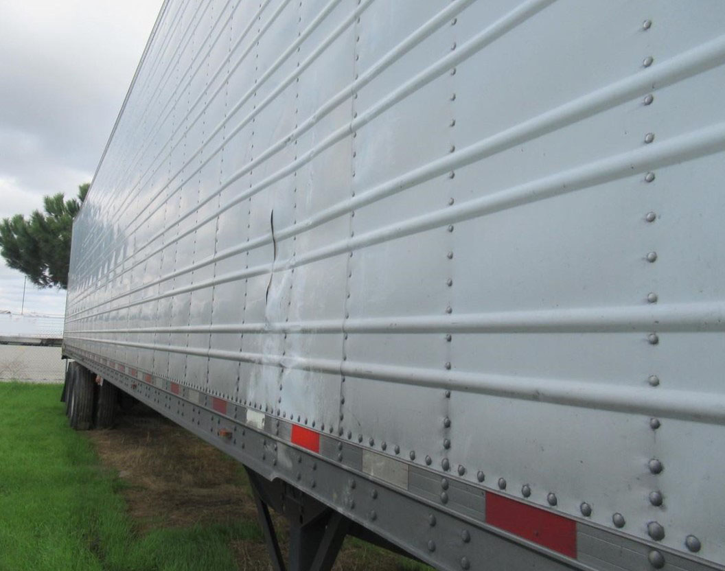 2015 Great Dane Trailer - Image 2