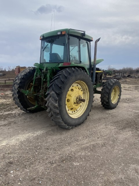 2001 John Deere 7210 Tractor - Image 3