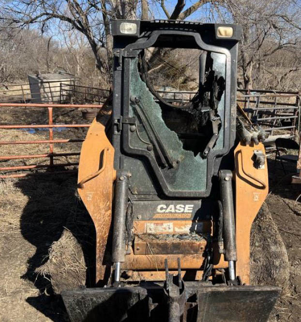 2015 CASE TR270 Skid Steer - Image 2