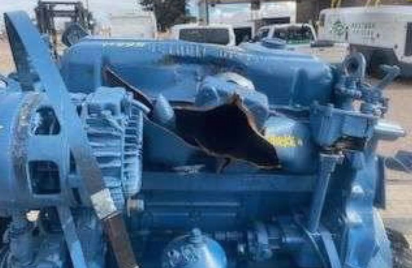 Detroit 453 Engine - Image 2