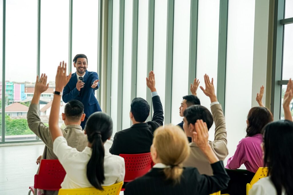 term-no-reserve-means-no-minimum-bid