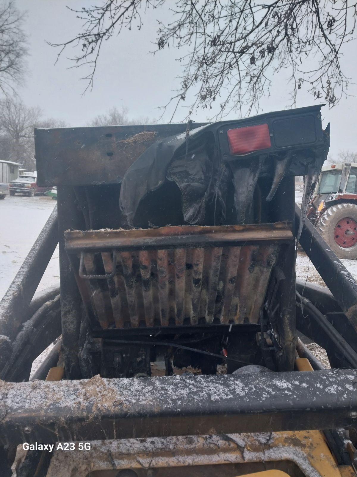 1997 New Holland LX665 Skid Steer - Image 6