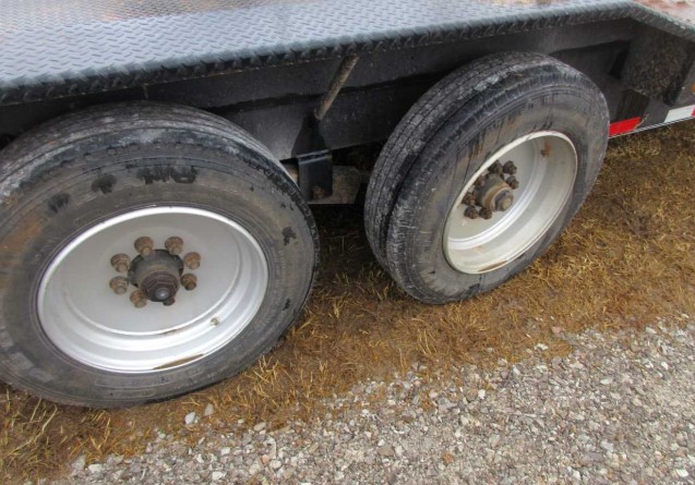 2019 PJ 22’ Tandem Axle Trailer - Image 16