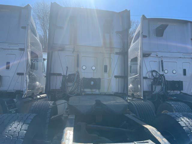 2016 International Sleeper - Image 3