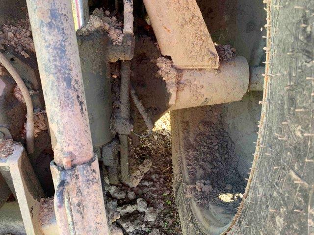 2014 CASE IH Magnum 210 Tractor - Image 7