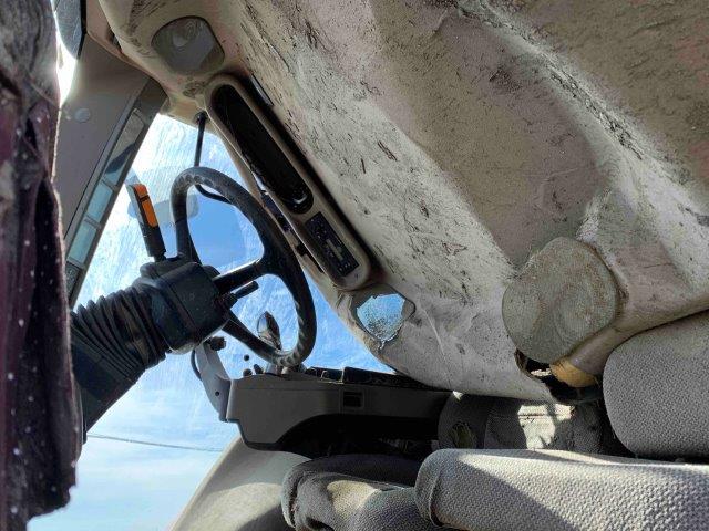 2014 CASE IH Magnum 210 Tractor - Image 8