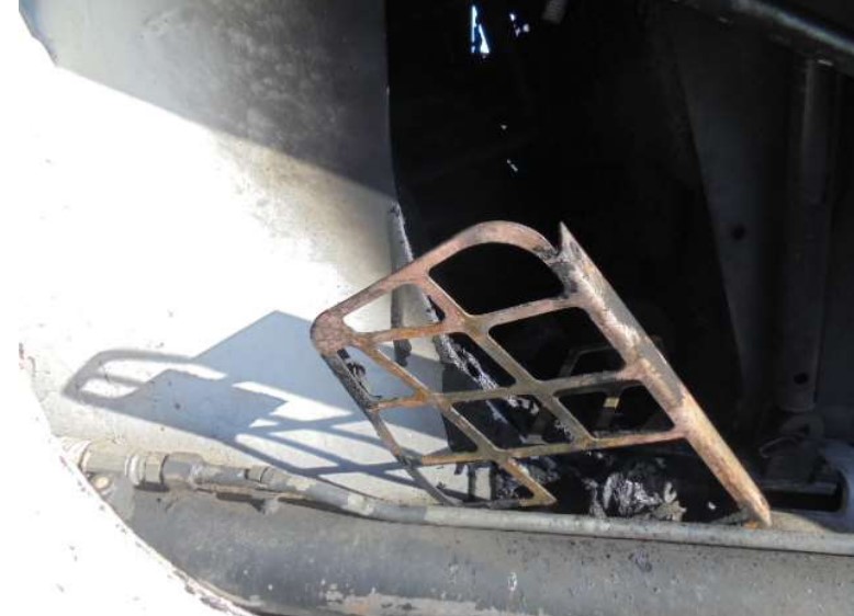 2003 Bobcat 863 Turbo Skid Steer - Image 9