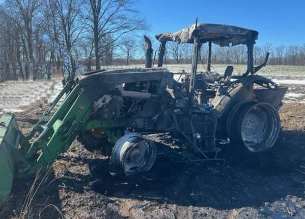 2014 John Deere 6125R Tractor