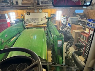 2021 John Deere 680R Loader - Image 16