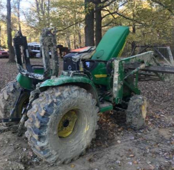 2004 John Deere 4410 Tractor - Image 2