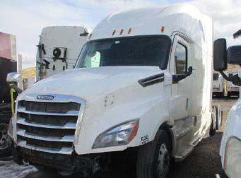2020 Freightliner Cascadia - Image 3