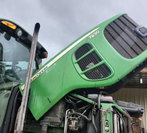 2010 John Deere 7230 Tractor - Image 6