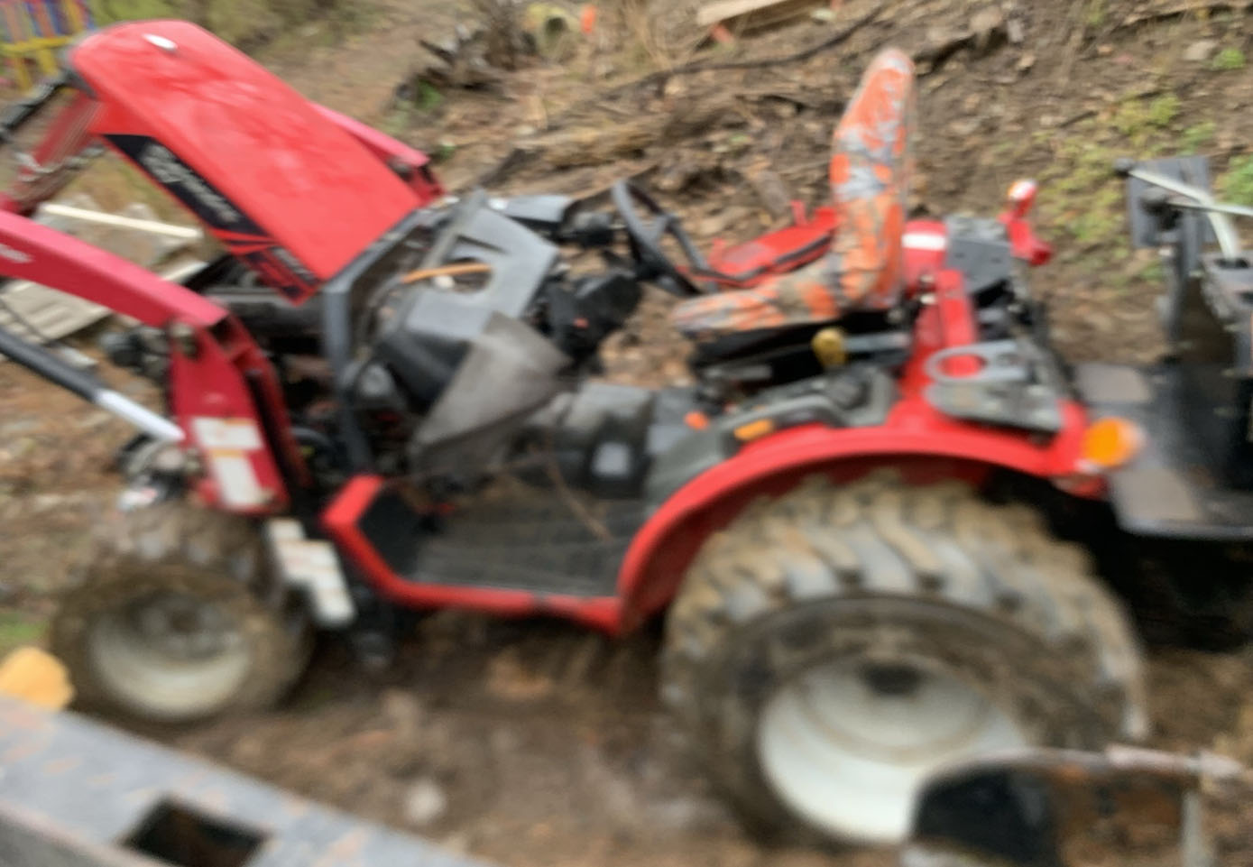 2017 Mahindra Max 26XL Tractor