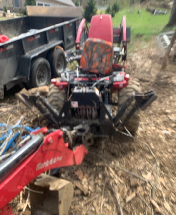 2017 Mahindra Max 26XL Tractor - Image 2