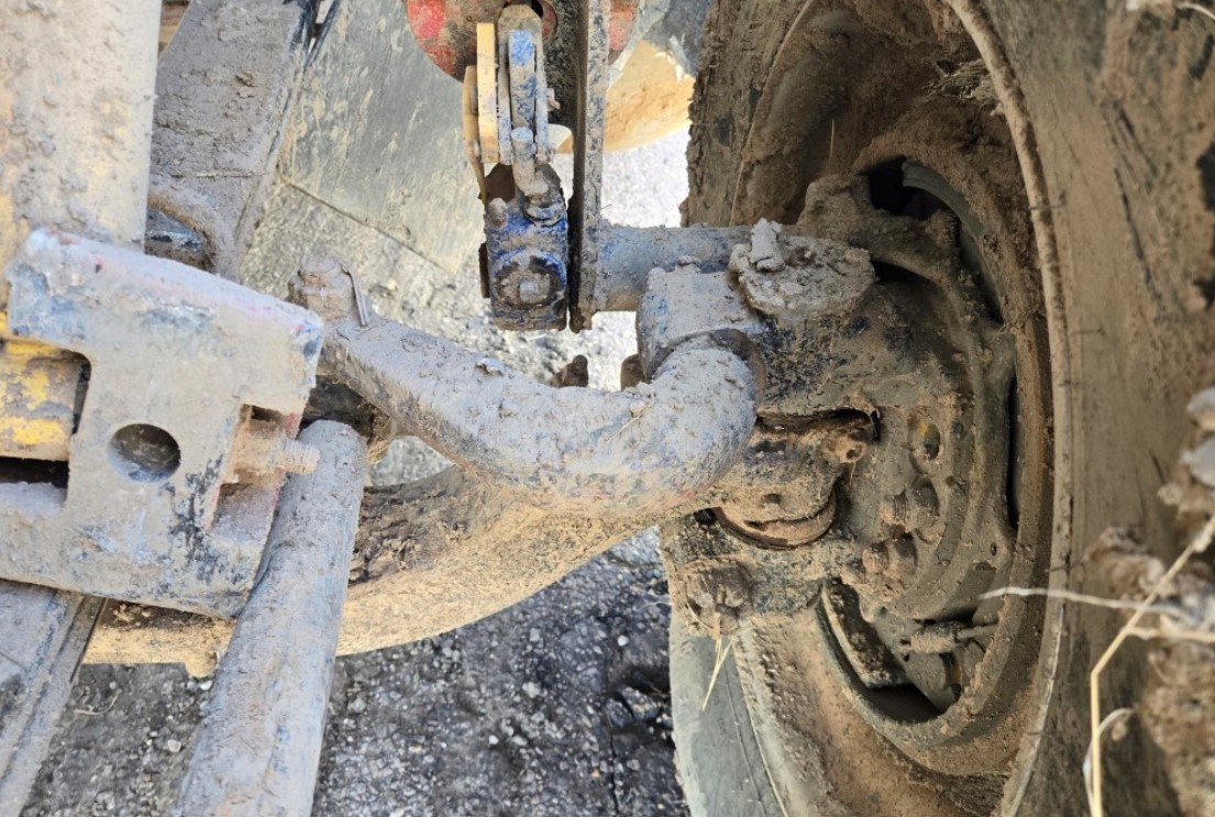 2002 Peterbilt 379 Water Truck - Image 14