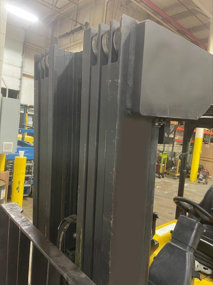 2012 Yale ERP040VT Forklift - Image 2