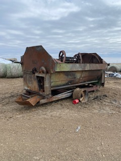 Farm Aid Feed Wagon - Image 3