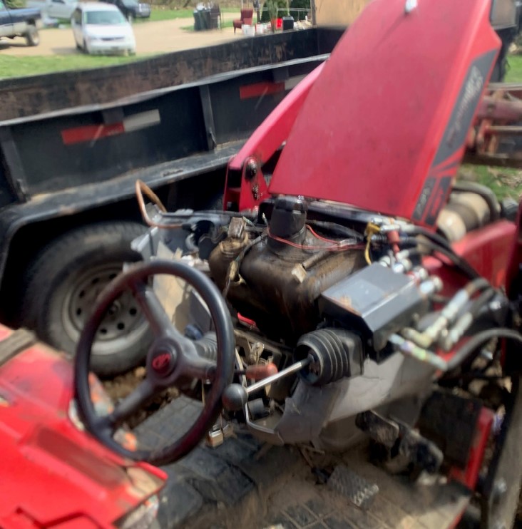 2017 Mahindra Max 26XL Tractor - Image 8