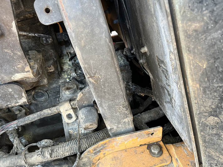 2013 Case 650L Dozer - Image 8