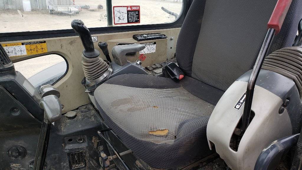 2012 John Deere 35D Excavator - Image 28