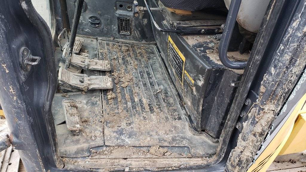 2012 John Deere 35D Excavator - Image 31