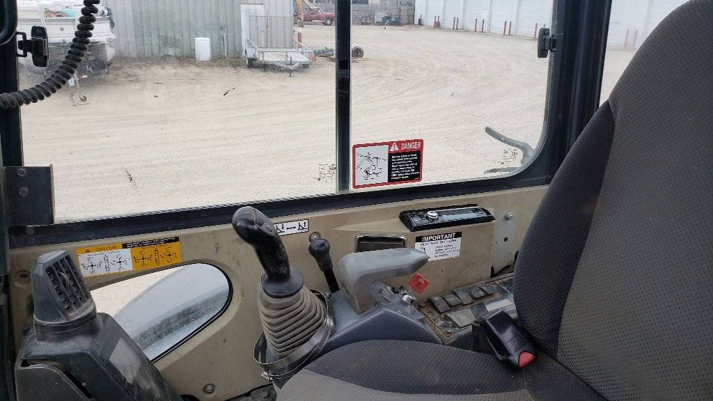 2012 John Deere 35D Excavator - Image 32