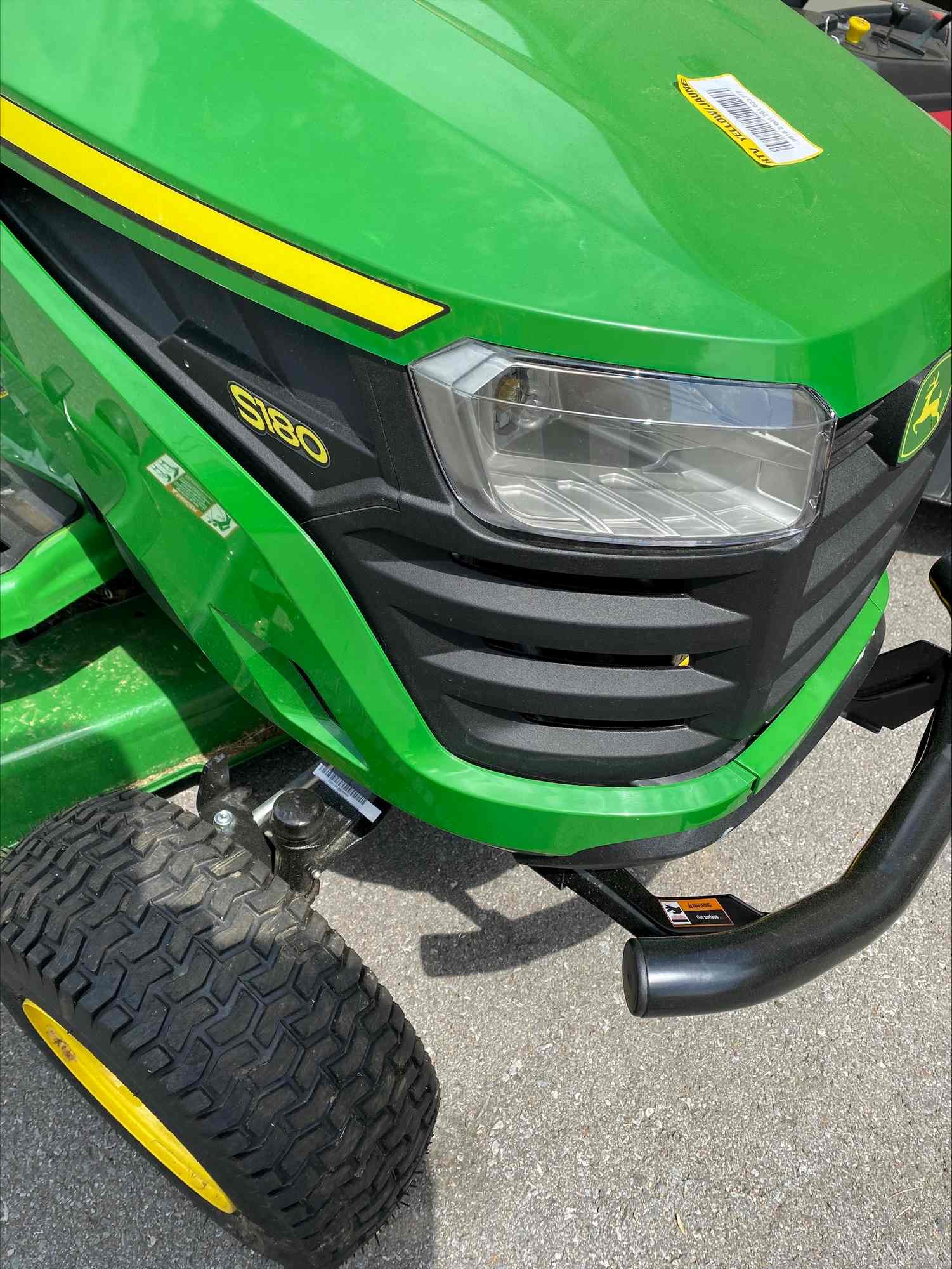 2024 John Deere S180 54 in. 24 HP V-Twin ELS Gas Hydrostatic Riding Lawn Mower - Image 3