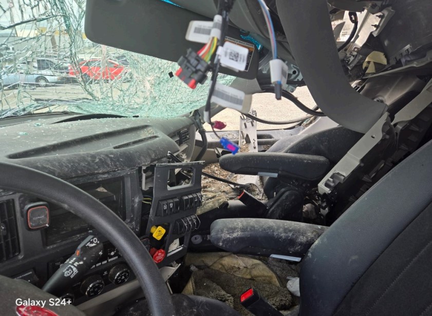 2024 Peterbilt 579 EPIQ - Image 11