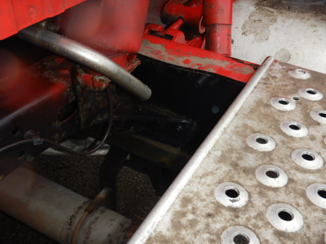 2016 Freightliner Cascadia - Image 11