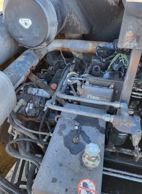 New Holland CR940 Combine - Image 3