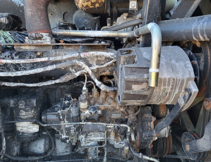 New Holland CR940 Combine - Image 4