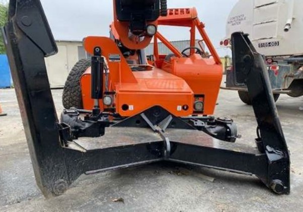 2015 JLG SkyTrak 10054 Telehandler - Image 28