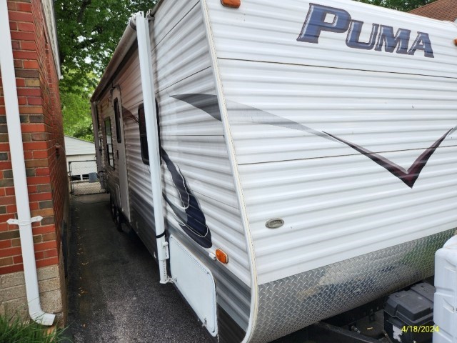 2011 Forest River Palomino Puma - Image 4