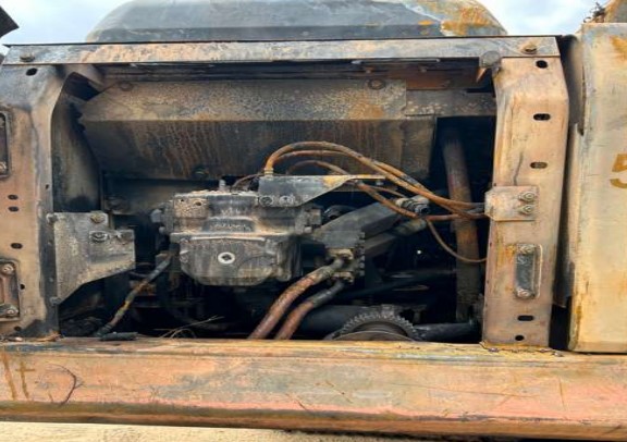 2007 Komatsu PC200 Excavator - Image 11