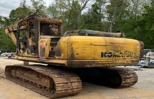 2007 Komatsu PC200 Excavator - Image 2