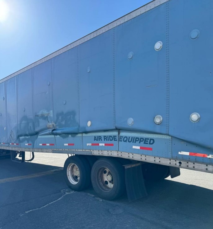 2000 Wabash Trailer - Image 2