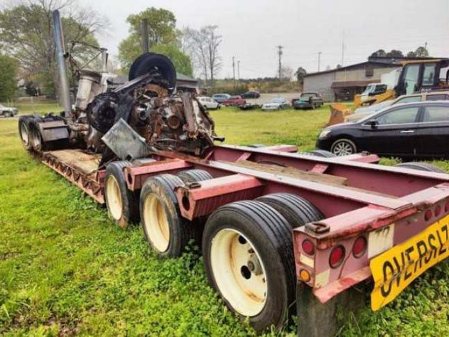 2000 Fontaine Tri-Axle Lowboy - Image 4