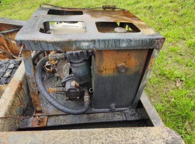 2000 Fontaine Tri-Axle Lowboy - Image 5