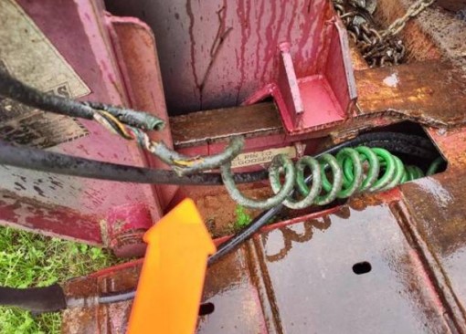 2000 Fontaine Tri-Axle Lowboy - Image 9