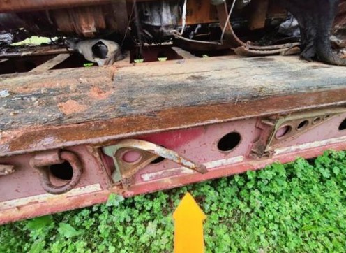 2000 Fontaine Tri-Axle Lowboy - Image 10