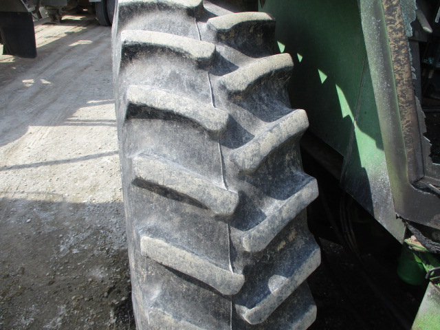 John Deere 4430 Tractor - Image 21