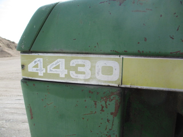 John Deere 4430 Tractor - Image 9