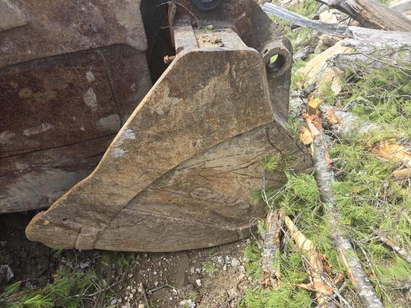 2004 Komatsu PC200LC Excavator - Image 23