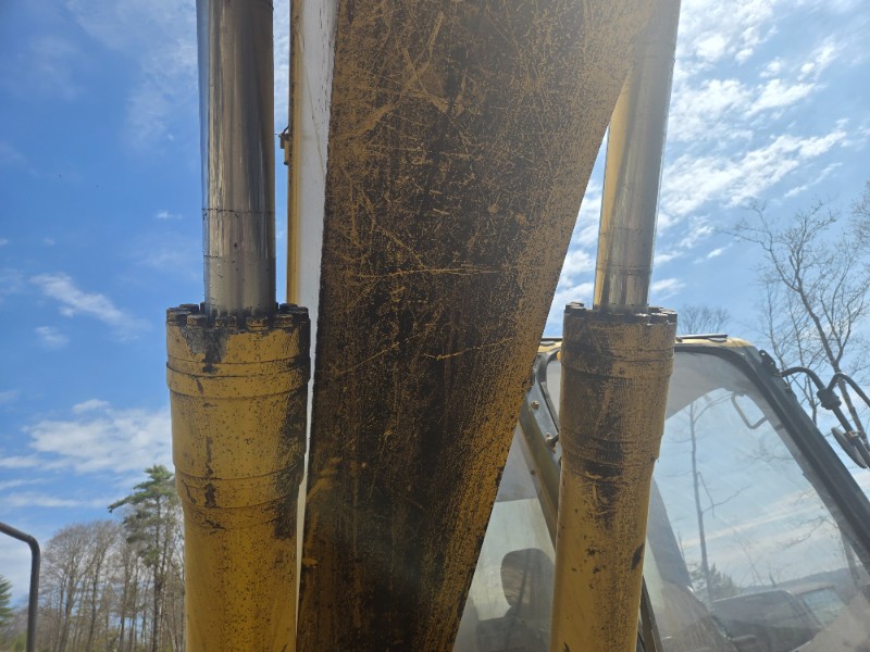 2004 Komatsu PC200LC Excavator - Image 6